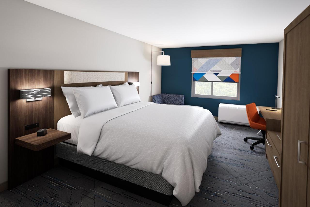 Holiday Express And - - Sarasota South Hotel