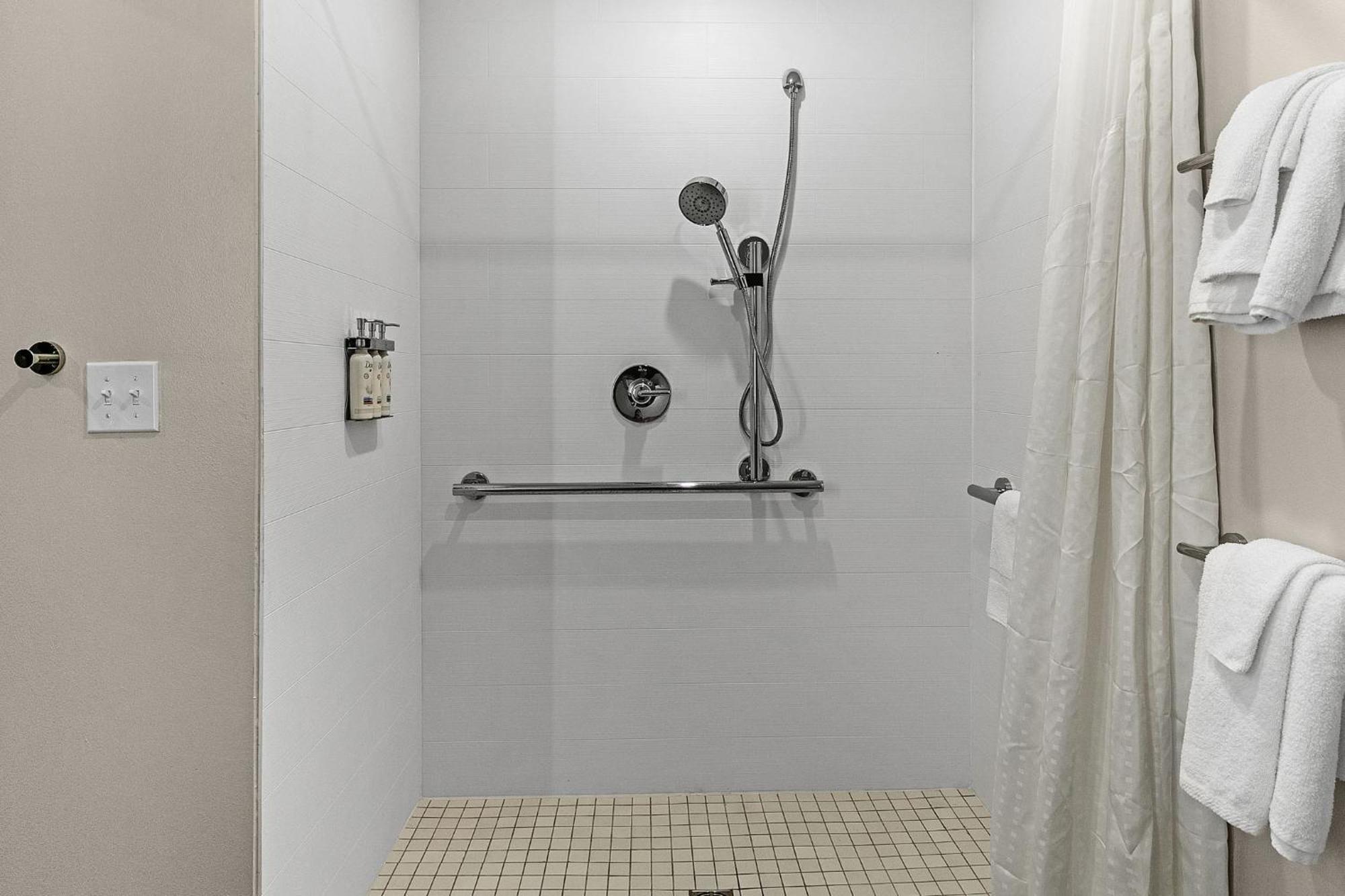 Hotel Holiday Express And - - Sarasota South Nokomis